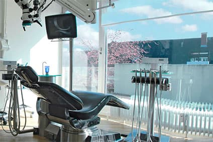 Parodontologische Behandlungen in Kiel Behandlungszimmer